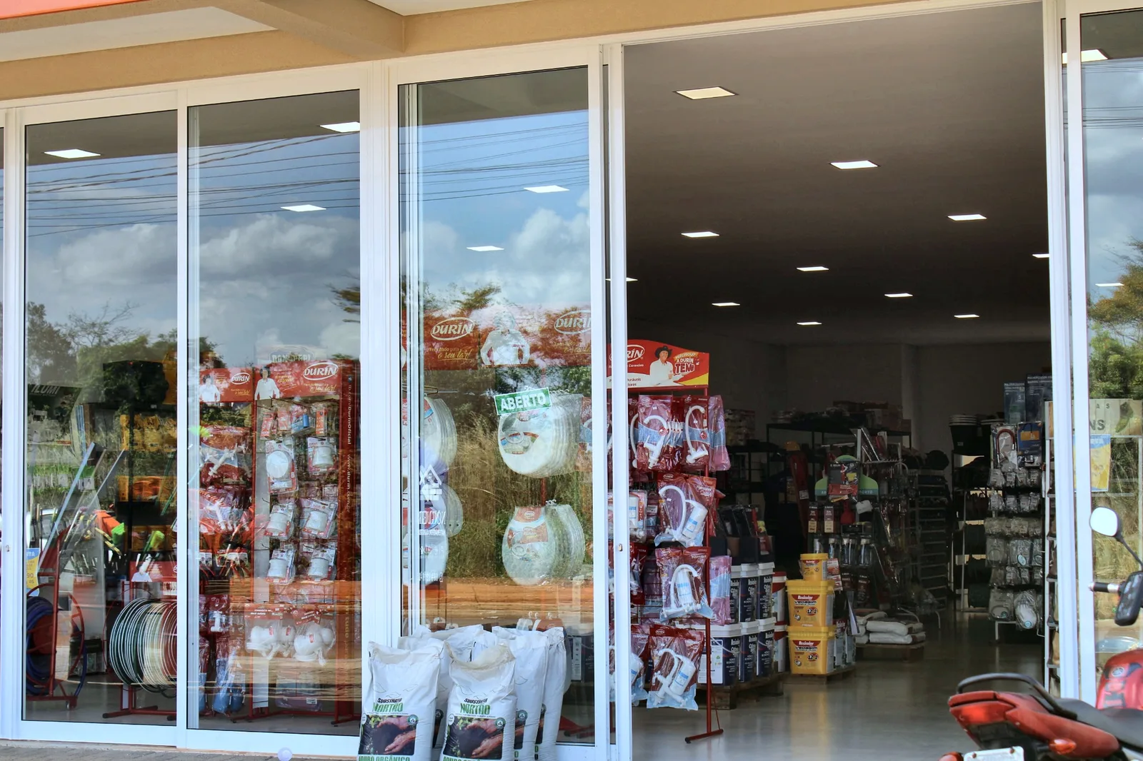 Foto 43 da estrutura, produtos e estoque da Nogueira Materiais de Construção em Sinop MT